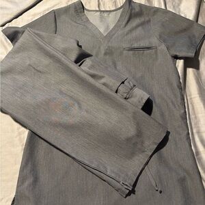 Mandala Heather Gray XS Scrub Set